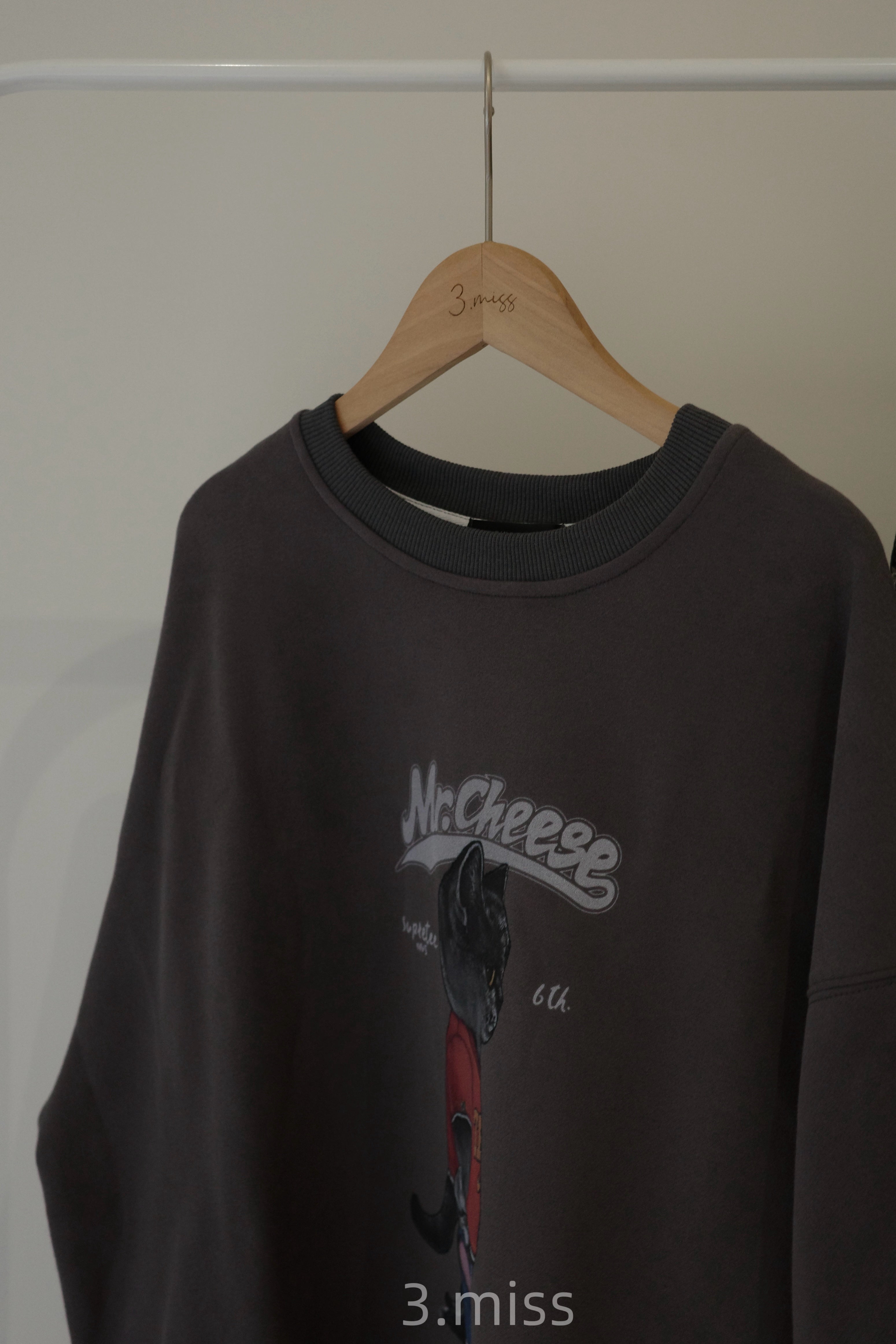 2隻貓圓領大學T