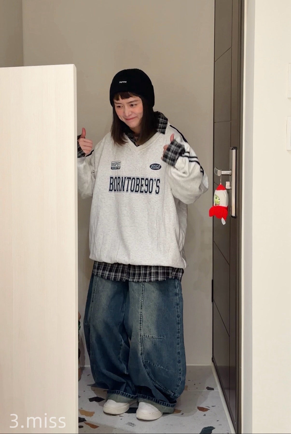 V領運動條紋大學T