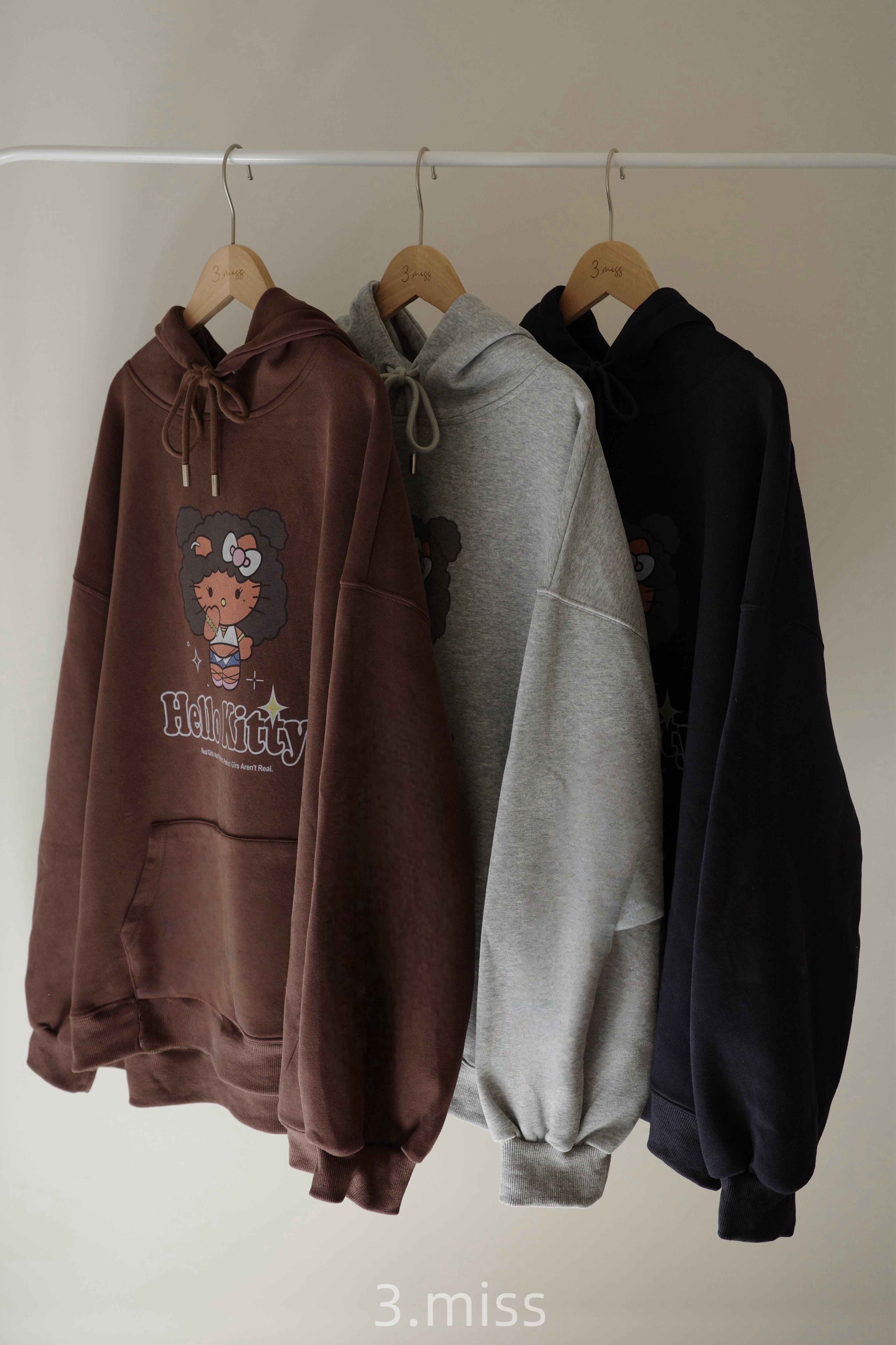 曬黑貓帽T ｜補貨了