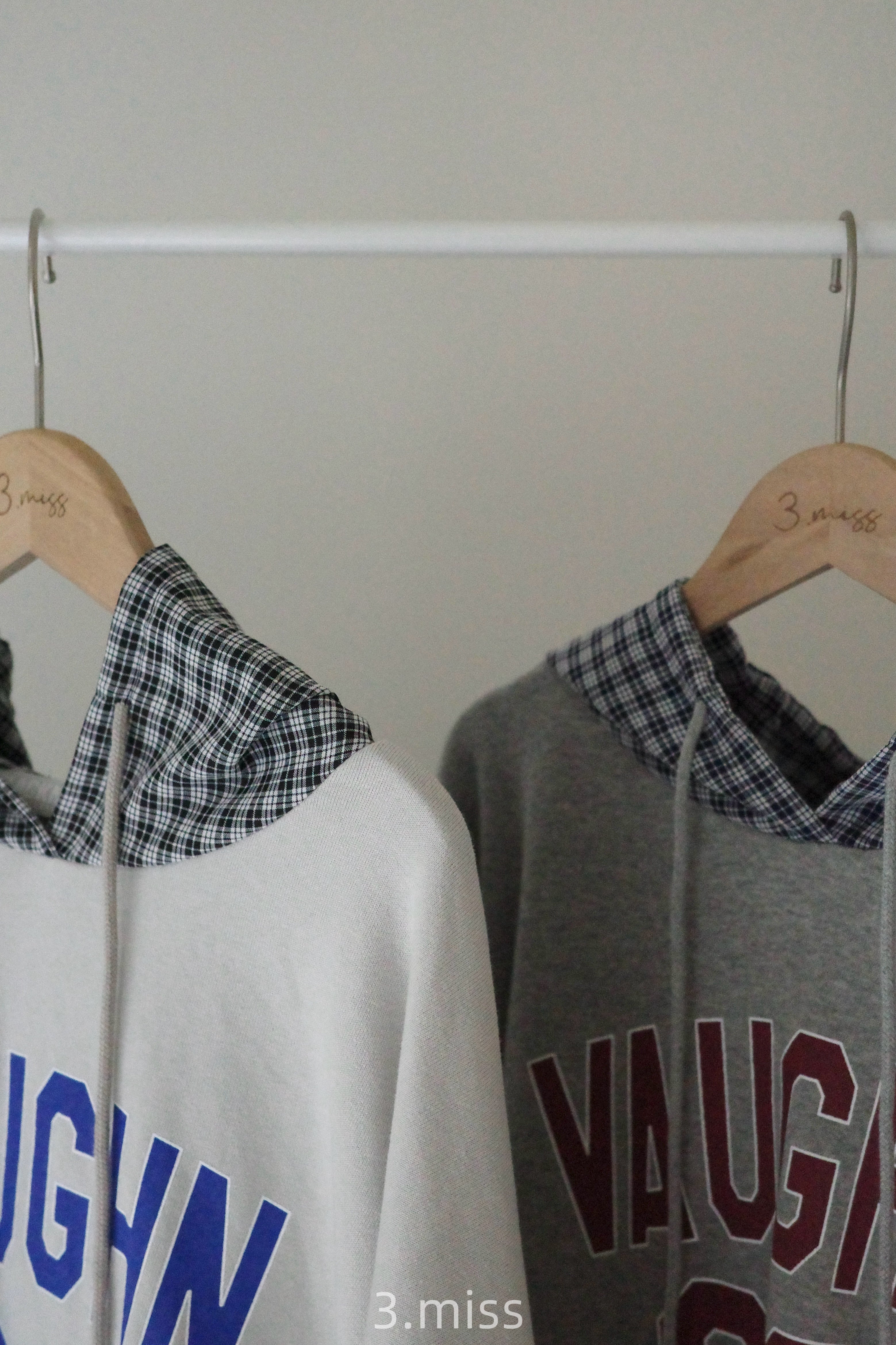 正韓格紋拼接帽T