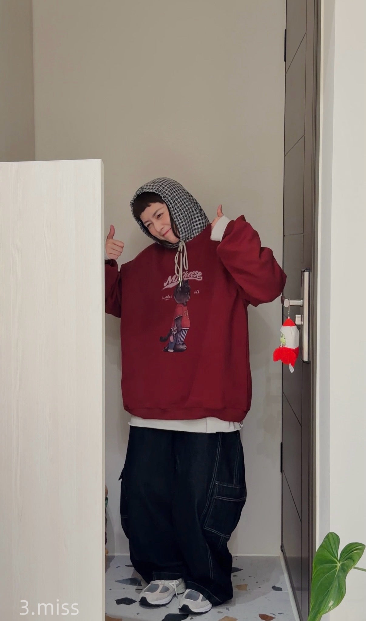 2隻貓圓領大學T | 磚紅