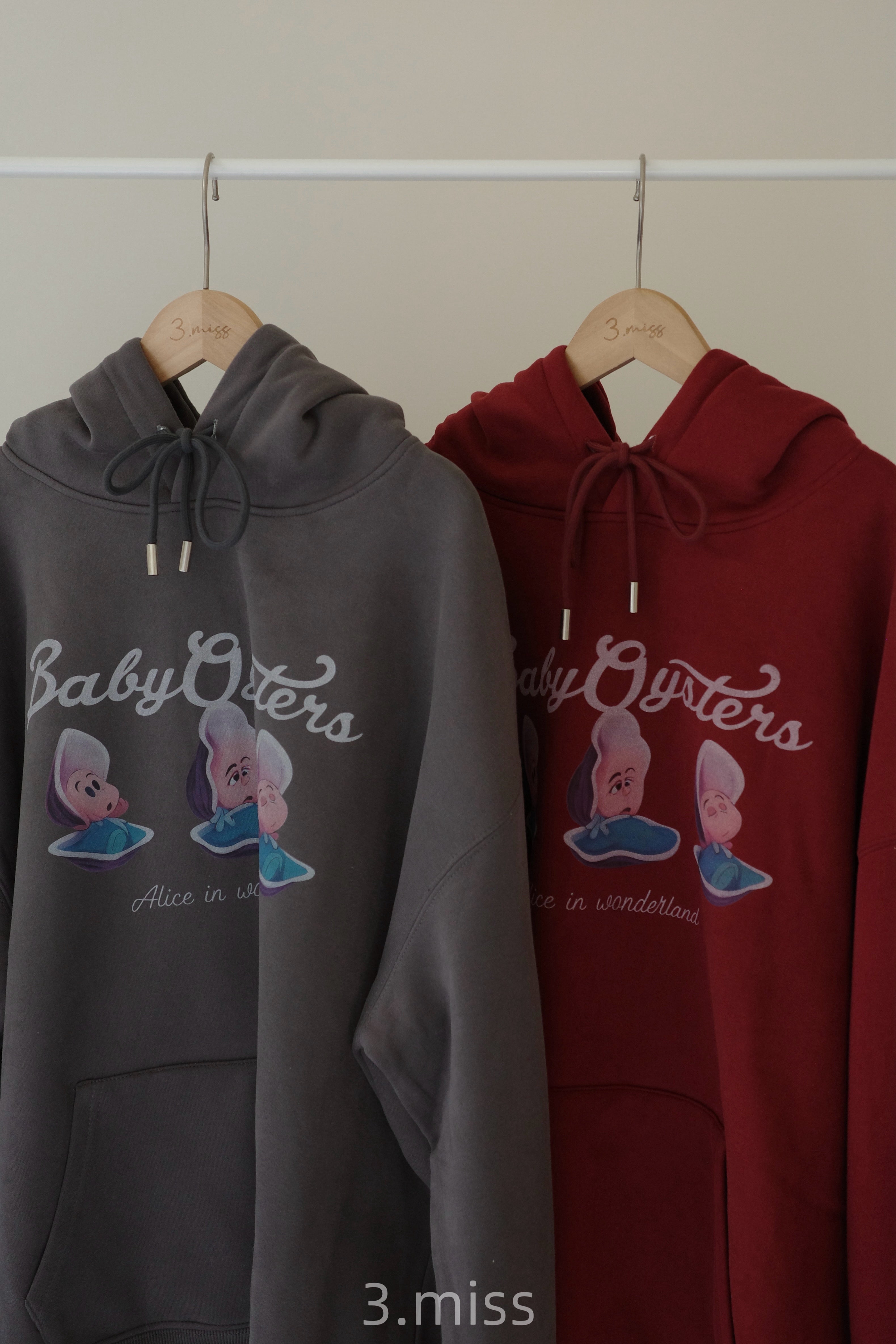 刷絨牡蠣寶帽T | 紅灰