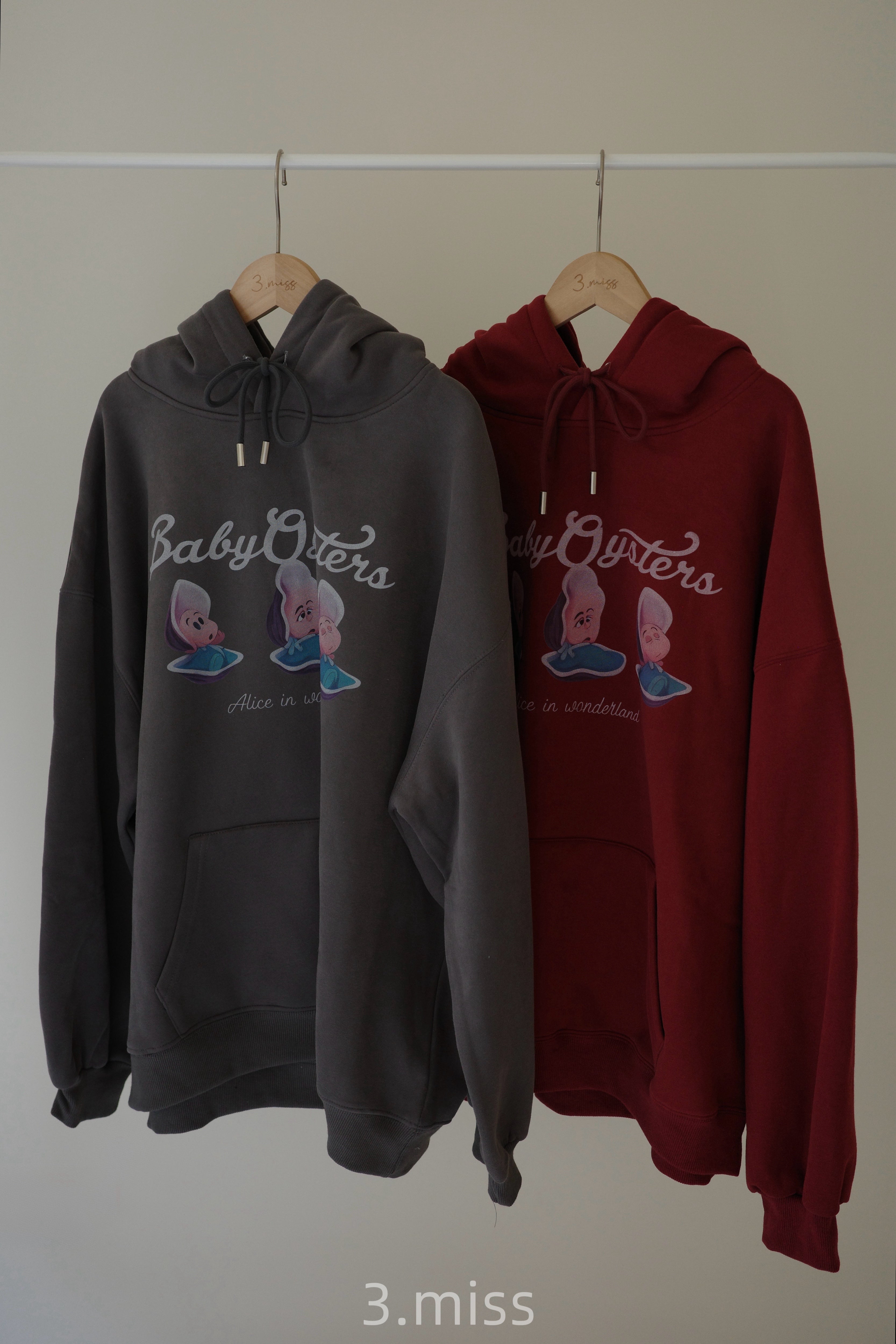 刷絨牡蠣寶帽T | 紅灰