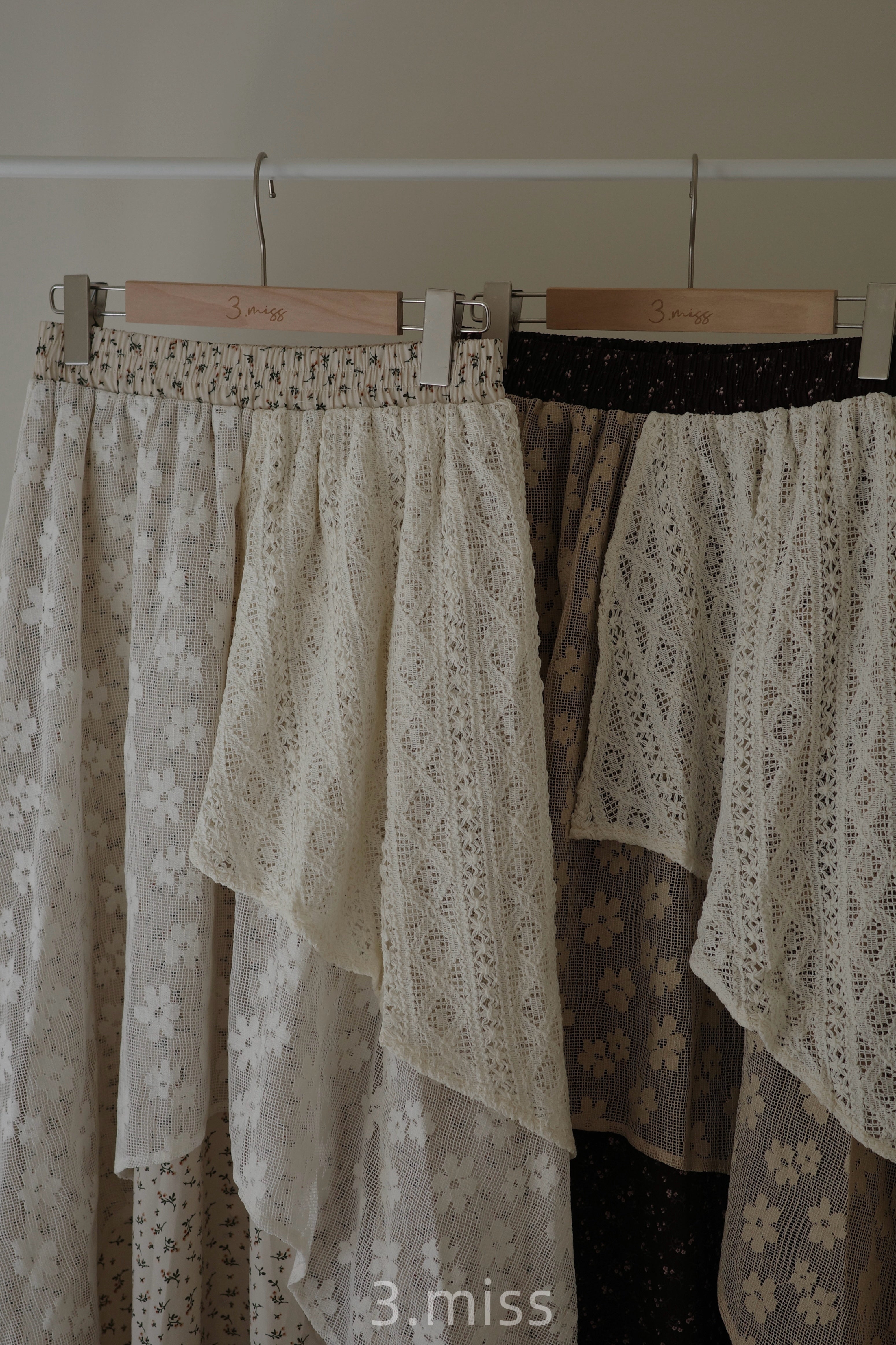 拼接式小花長裙