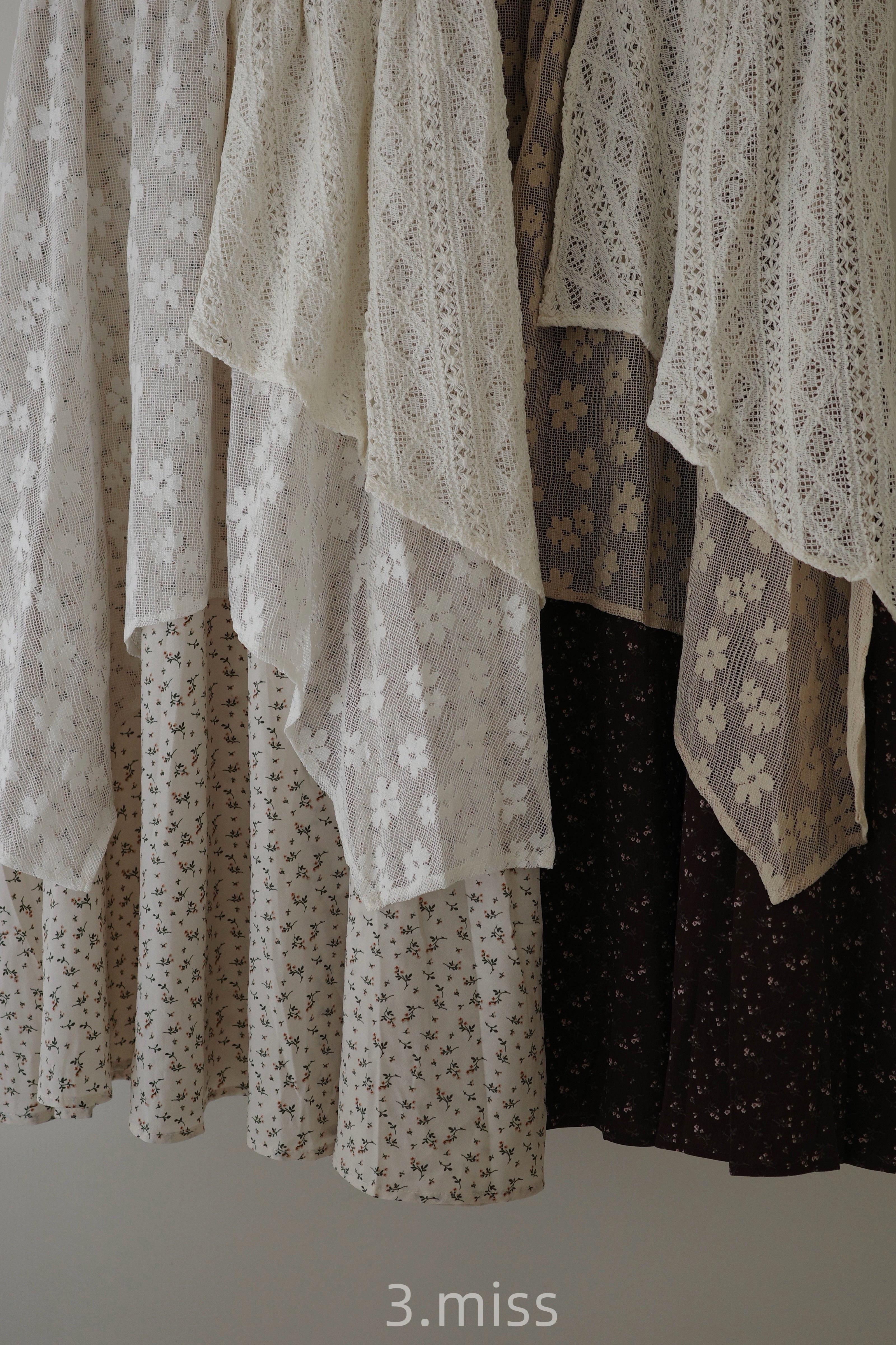 拼接式小花長裙