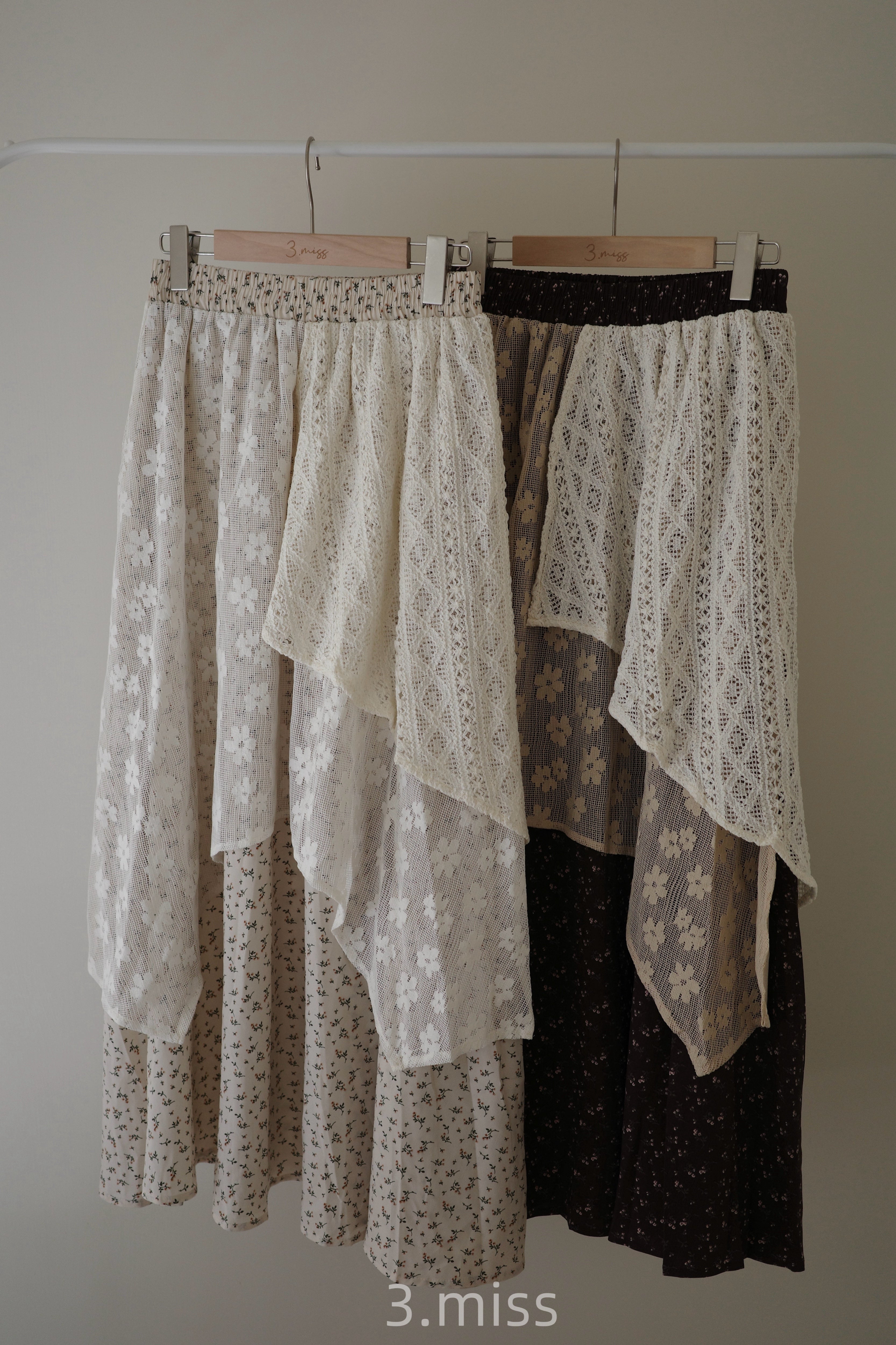 拼接式小花長裙